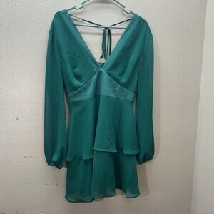 BCBGeneration Green V-Neck Long Sleeve‎ Ruffle Mini Dress Christmas Party Sz 6
